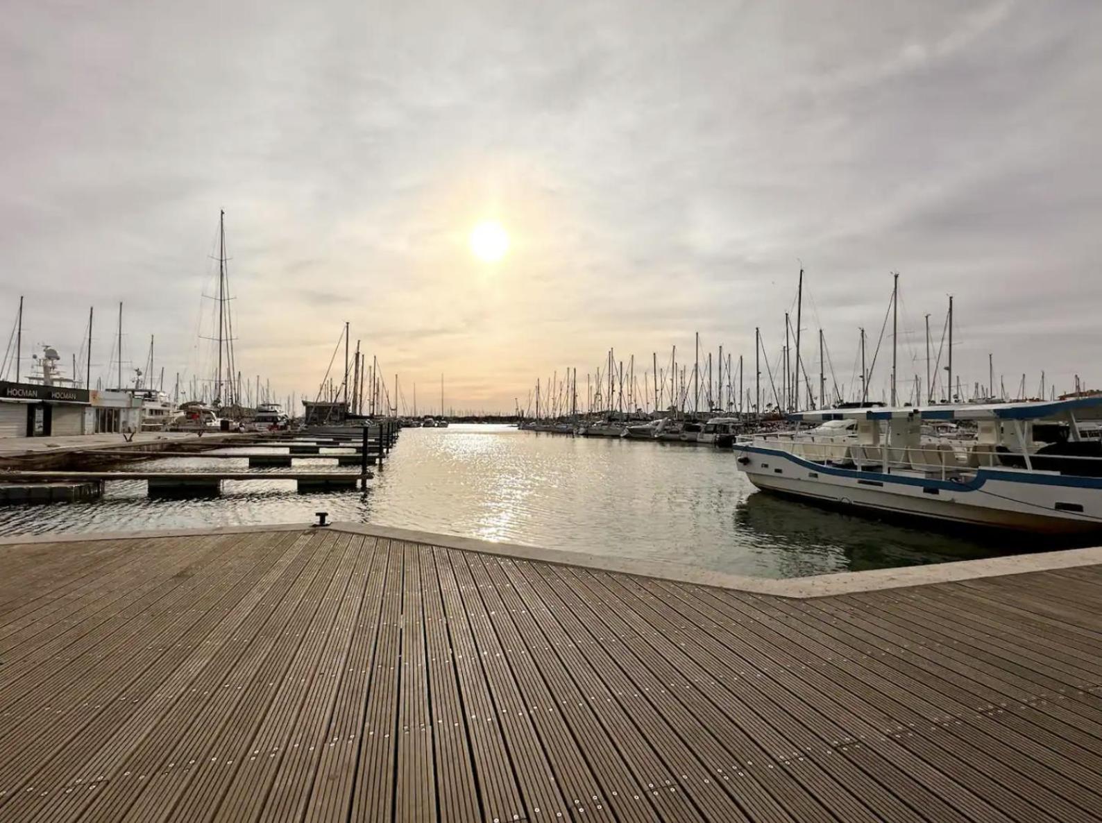 Superbe Appartement Renove Avec Cinema - Cap D'Agde Exterior foto